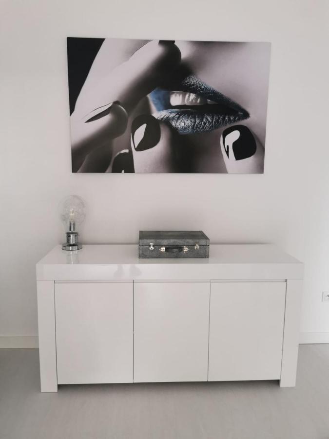 Przytulny Apartament Z Kominkiem Przy Jeziorze Borne Sulinowo Exteriör bild