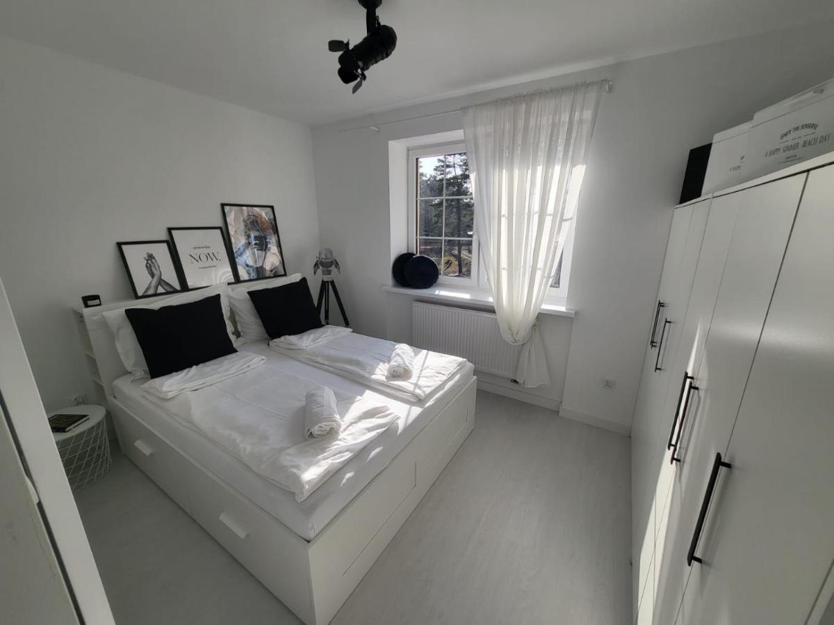 Przytulny Apartament Z Kominkiem Przy Jeziorze Borne Sulinowo Exteriör bild