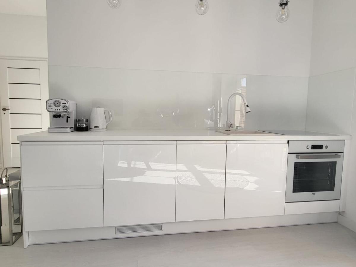 Przytulny Apartament Z Kominkiem Przy Jeziorze Borne Sulinowo Exteriör bild